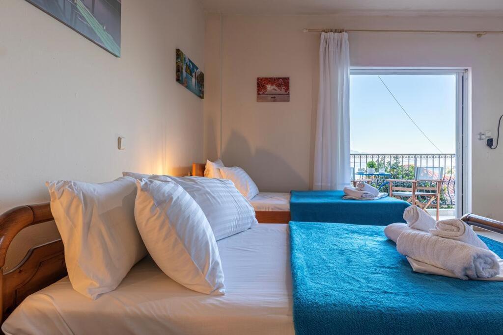 Makarounis Thea Hotel Petalídi Kültér fotó