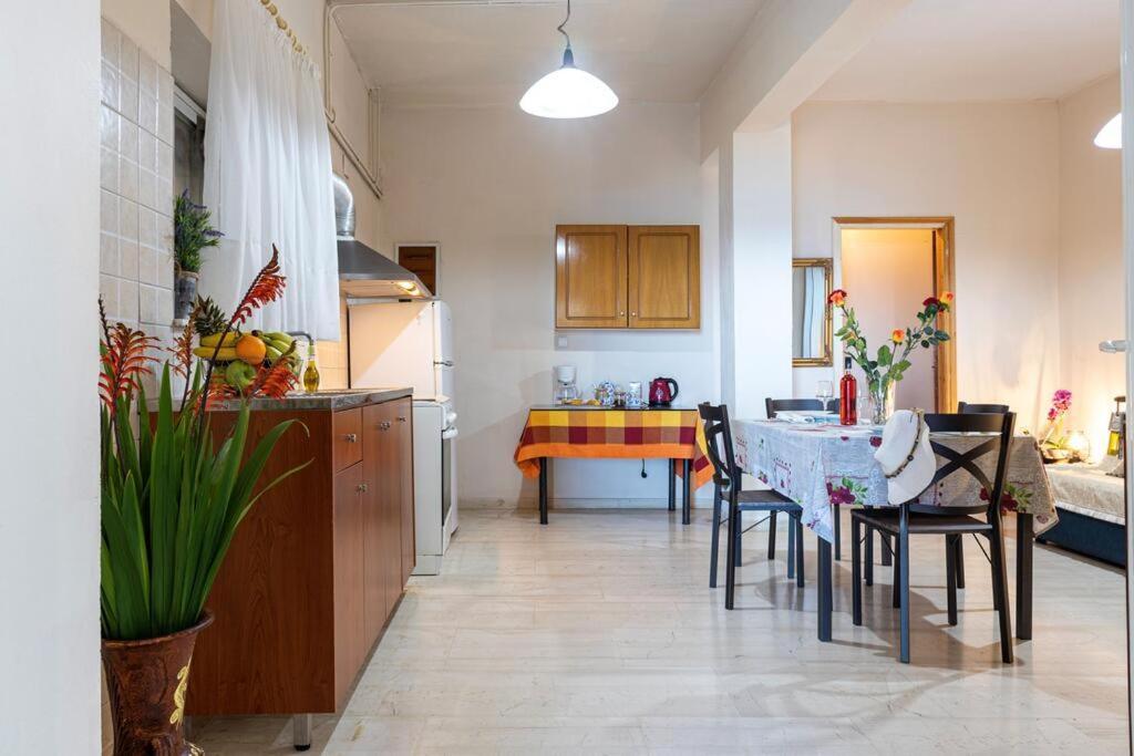 Makarounis Thea Hotel Petalídi Kültér fotó