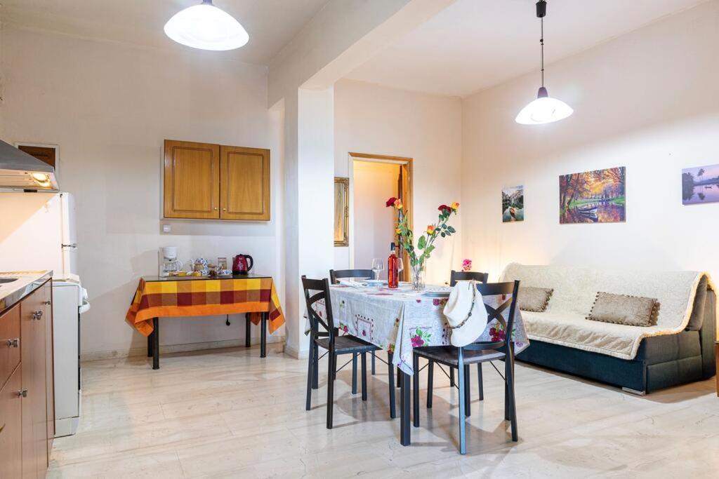 Makarounis Thea Hotel Petalídi Kültér fotó